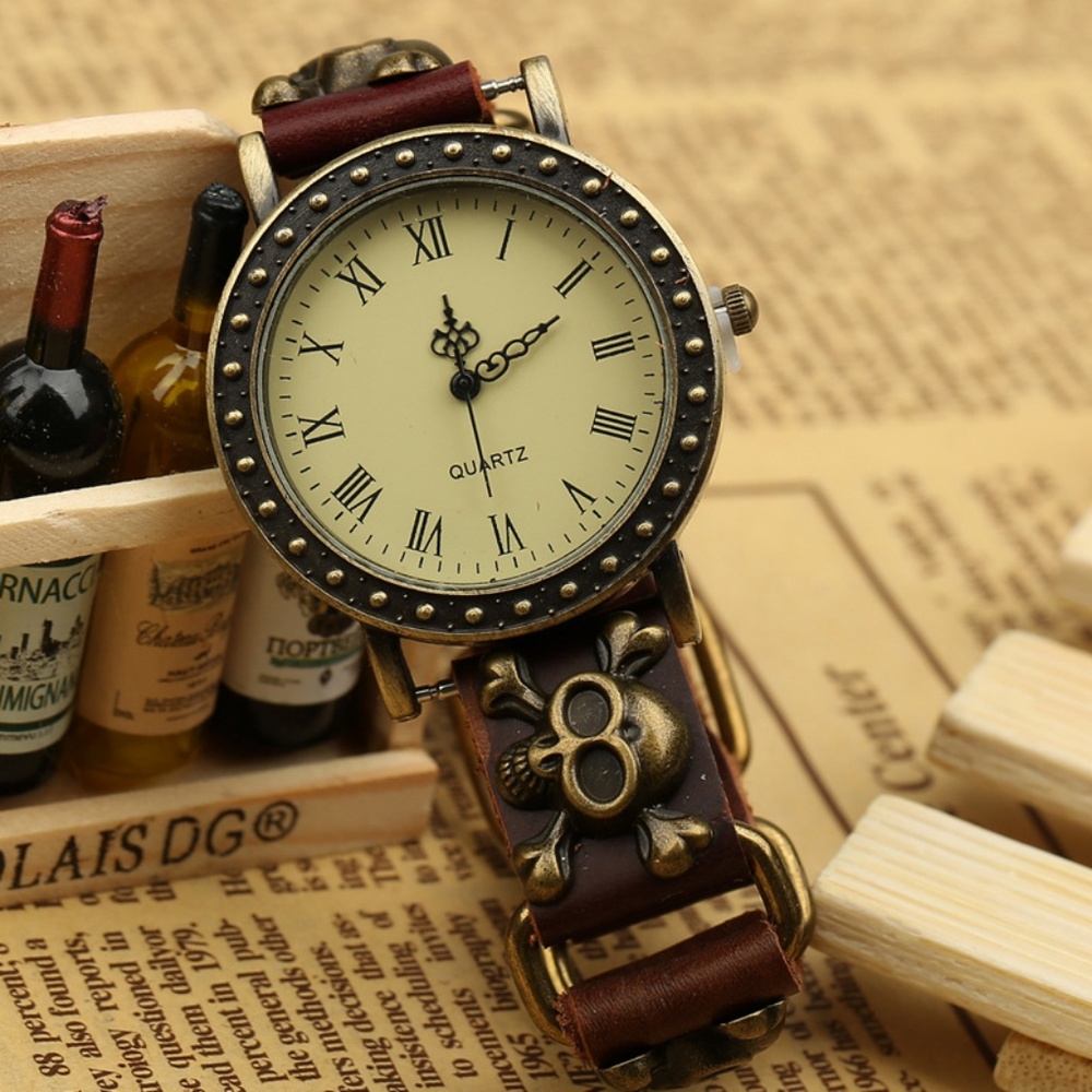 Punk Style Skull Leather Women Watch - Picture 3 of 5